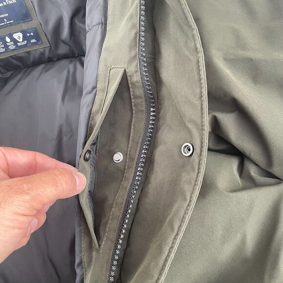 Abercrombie & Fitch Ski Snowboard Jacket Men Small (Fits Medium) Wind Water Res - Picture 4 of 11